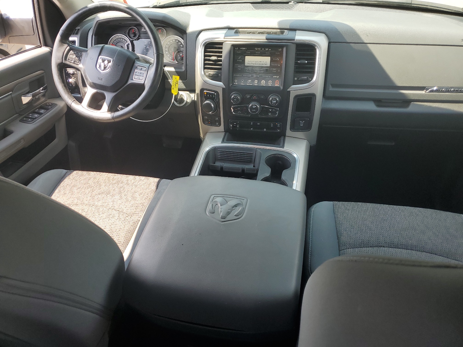 1C6RR7GT5HS750815 2017 Ram 1500 Slt