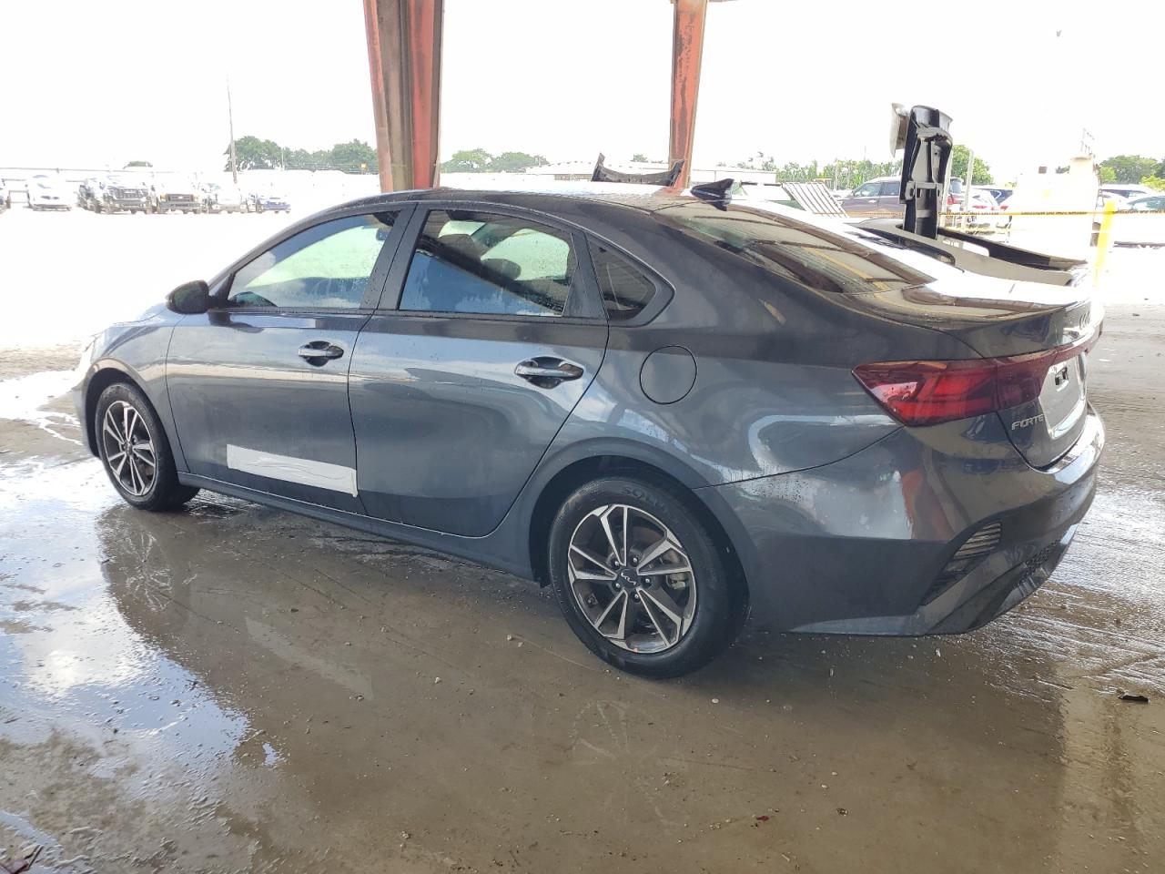 2024 Kia Forte - Image 2