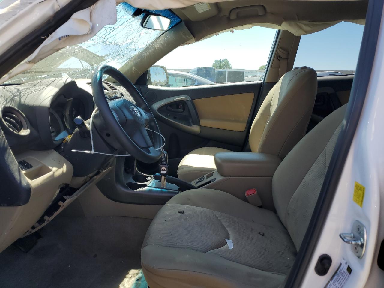 2010 Toyota RAV 4 - Image 7