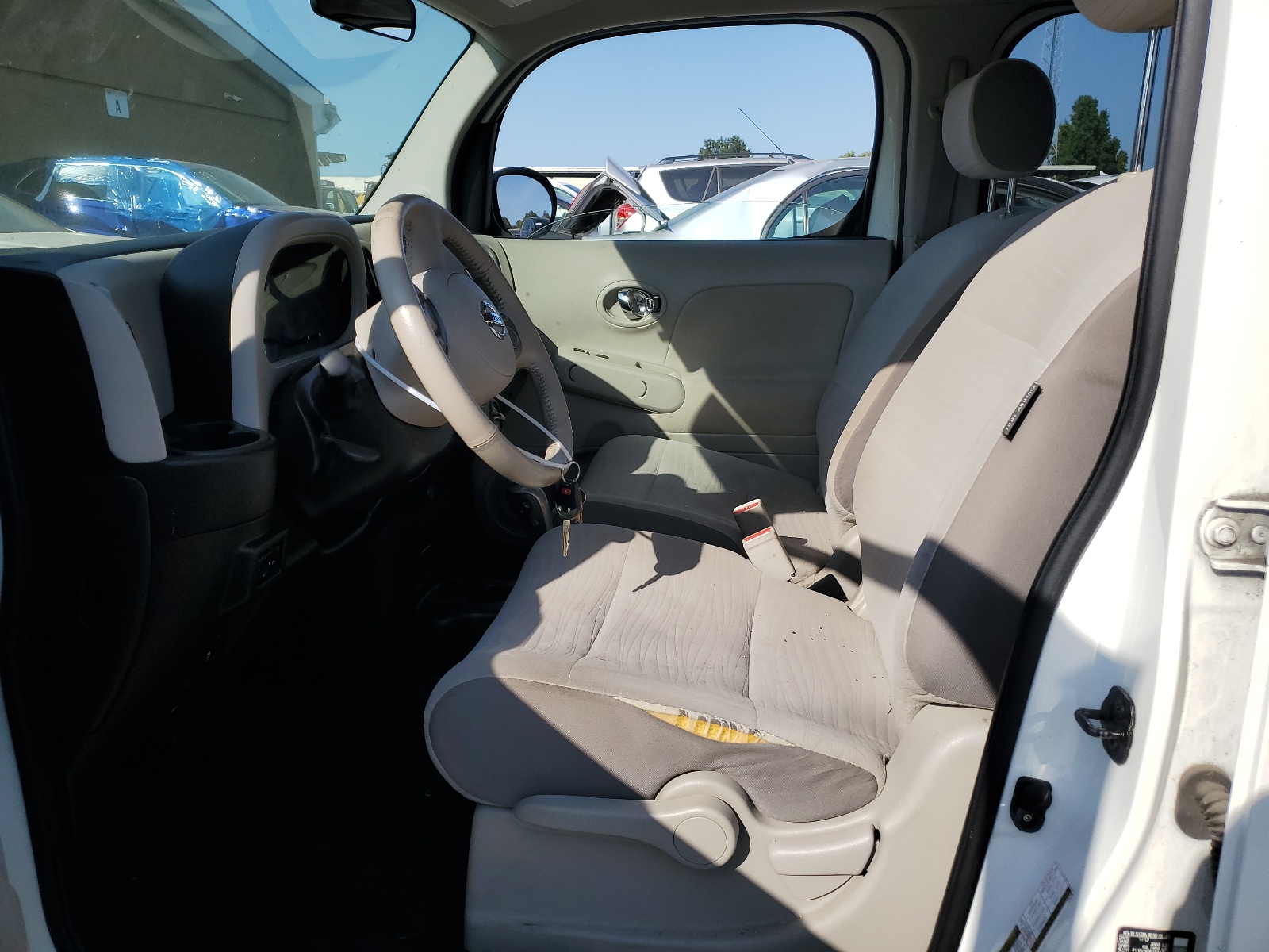 JN8AZ2KR0CT251755 2012 Nissan Cube Base