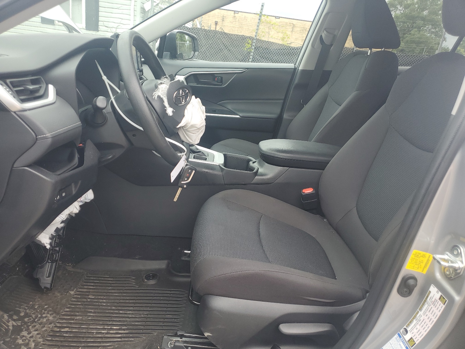 2T3G1RFV1NW287029 2022 Toyota Rav4 Le