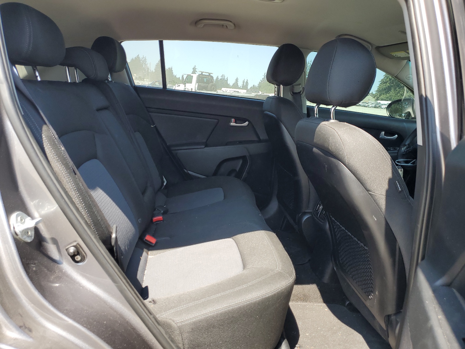 KNDPBCAC0F7740392 2015 Kia Sportage Lx