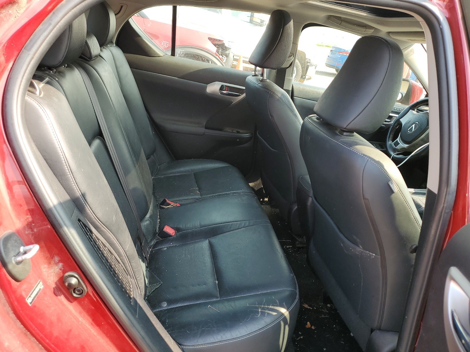 JTHKD5BH8B2037137 2011 Lexus Ct 200