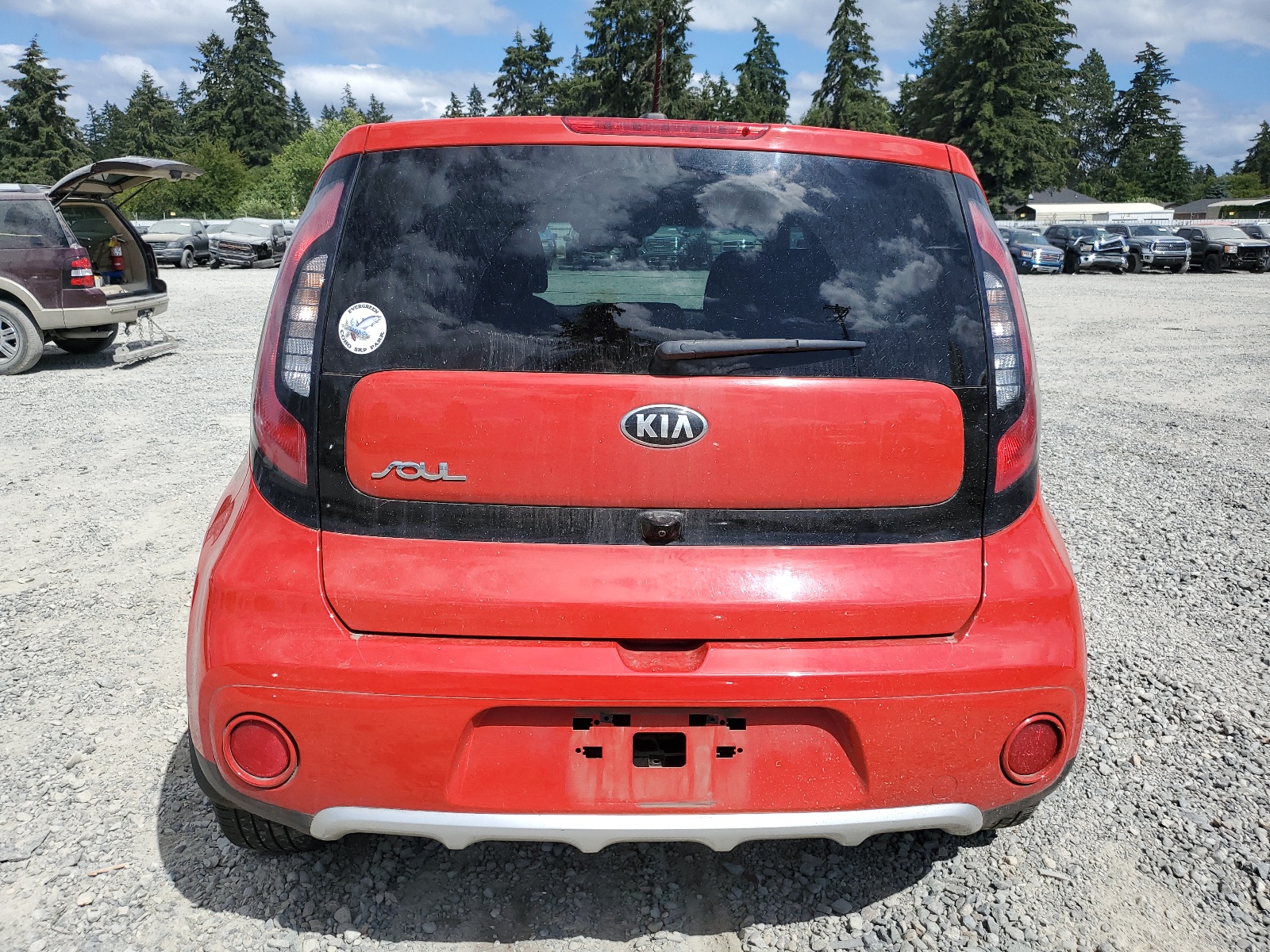 KNDJP3A56H7461847 2017 Kia Soul +