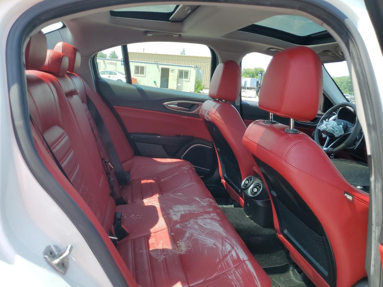 2018 Alfa Romeo Giulia Ti Q4 VIN: ZARFAEEN3J7577628 Lot: 65081434