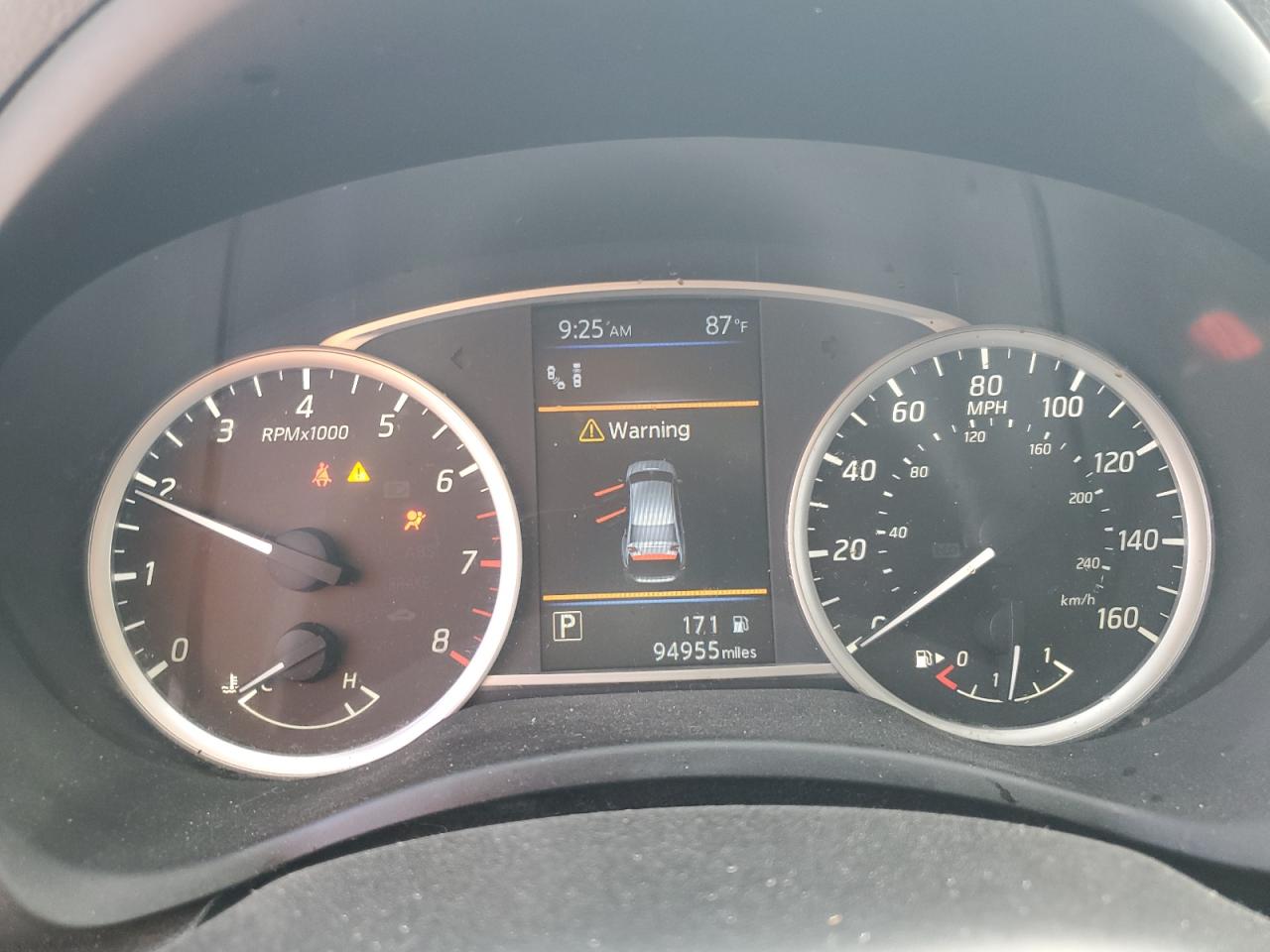 2019 Nissan Sentra - Image 9