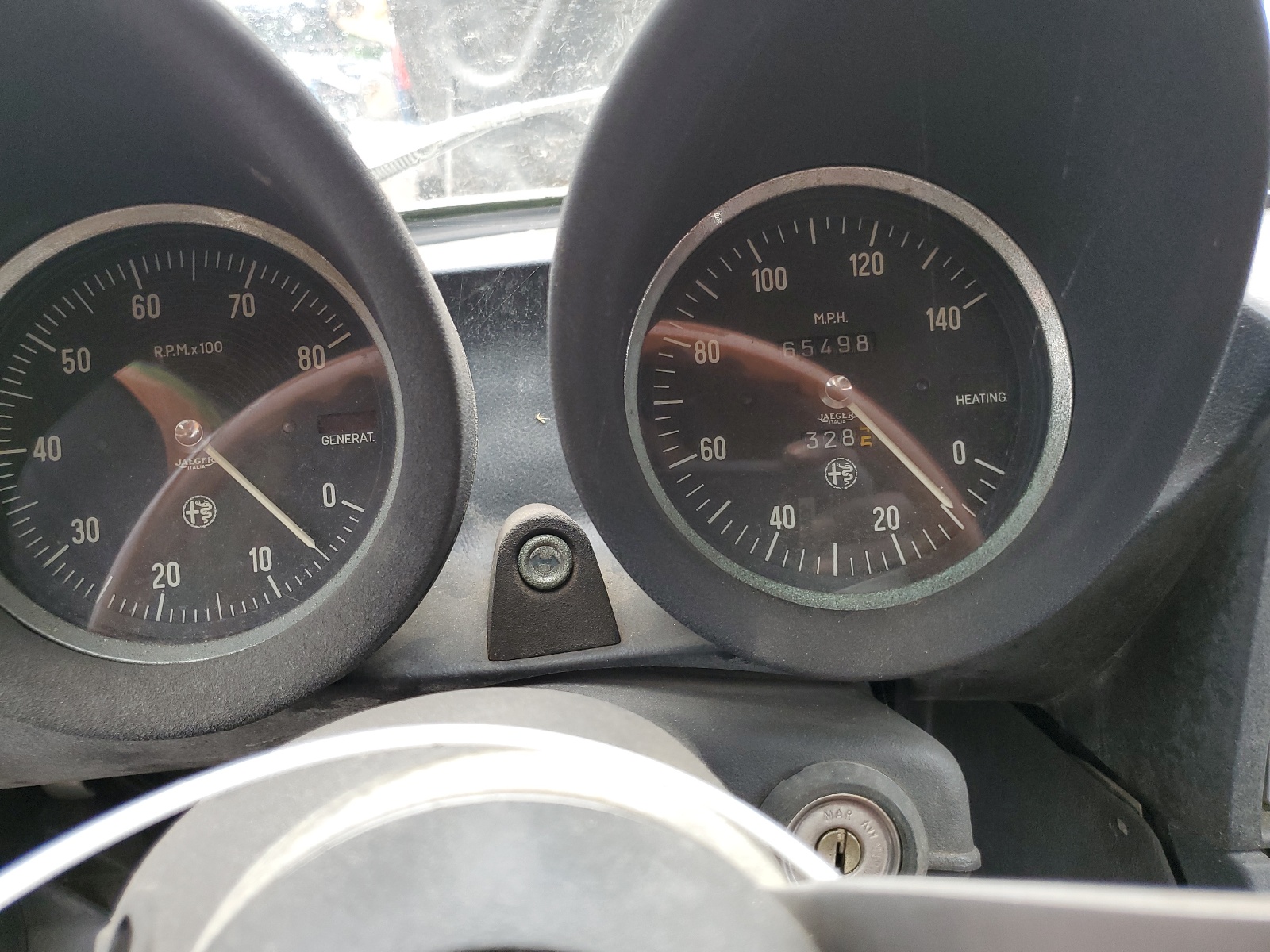 AR3040475 1972 Alfa Romeo Spider