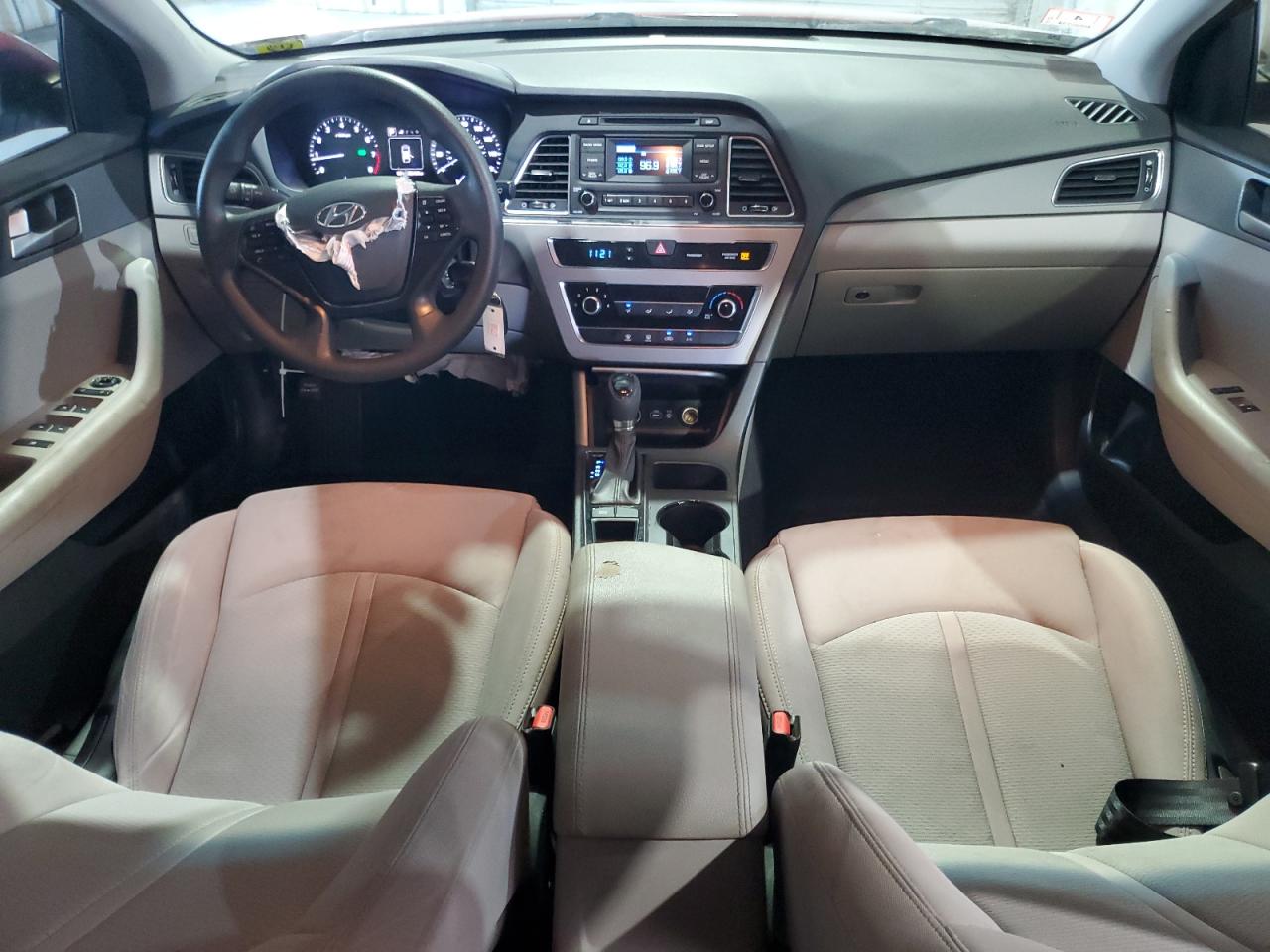 2015 Hyundai Sonata Se VIN: 5NPE24AF1FH168154 Lot: 61986834