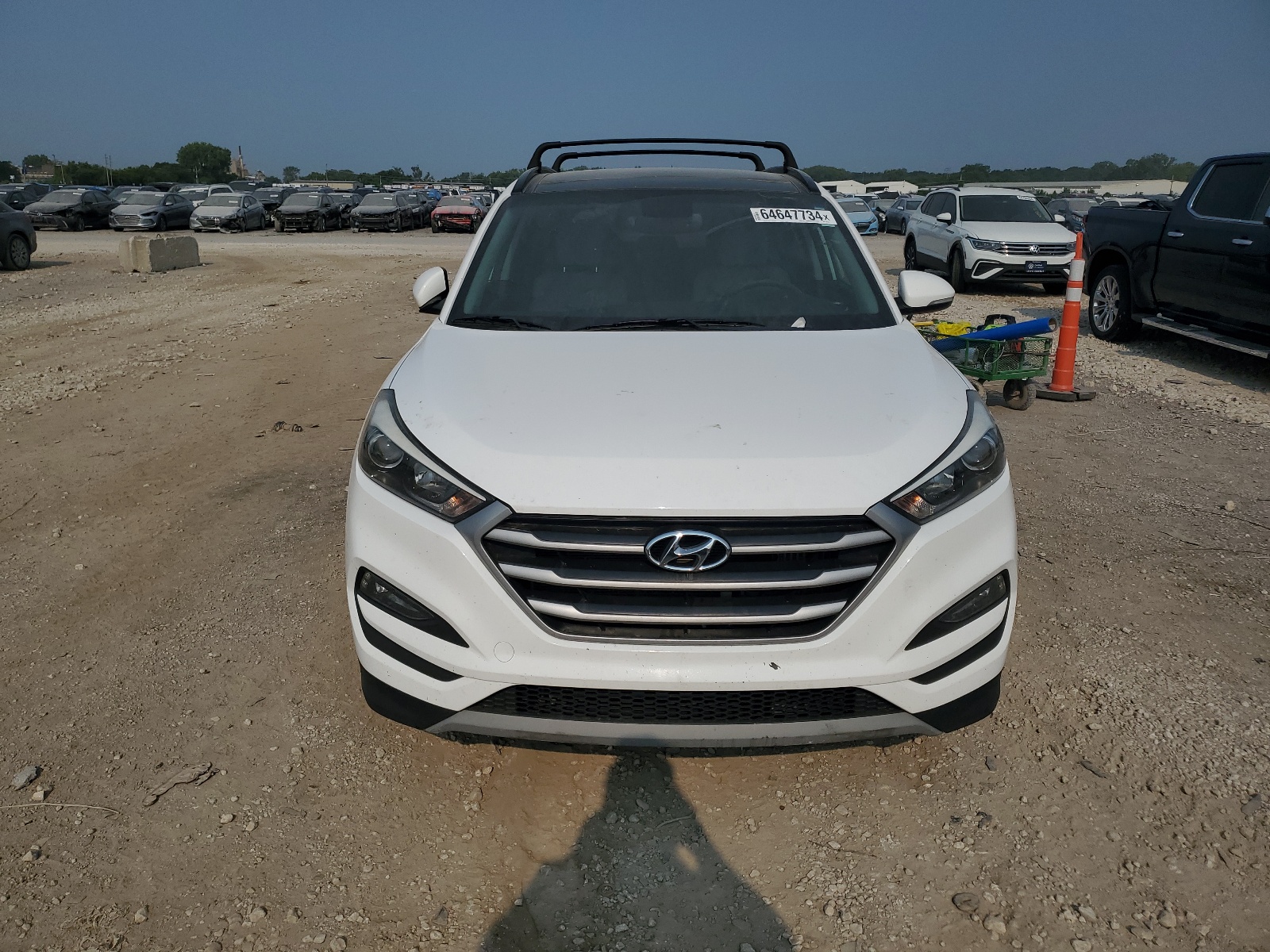 2018 Hyundai Tucson Value vin: KM8J3CA21JU687444