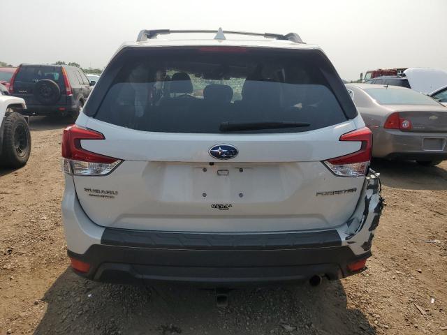  SUBARU FORESTER 2020 Белы