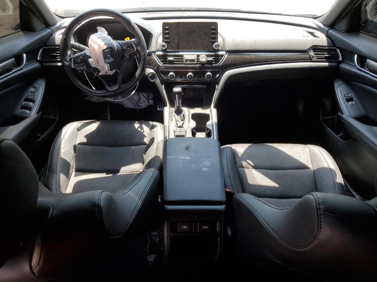 2022 Honda Accord Sport VIN: 1HGCV1F32NA037785 Lot: 64617884