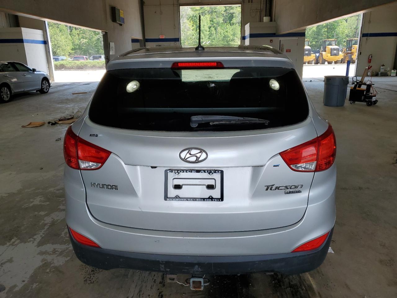 2010 Hyundai Tucson Gls VIN: KM8JU3AC4AU030823 Lot: 60573364