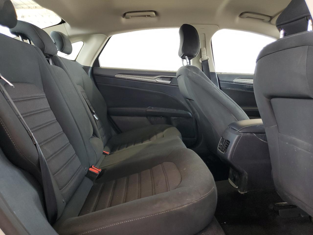 2020 Ford Fusion Se VIN: 3FA6P0HD8LR114772 Lot: 64073174