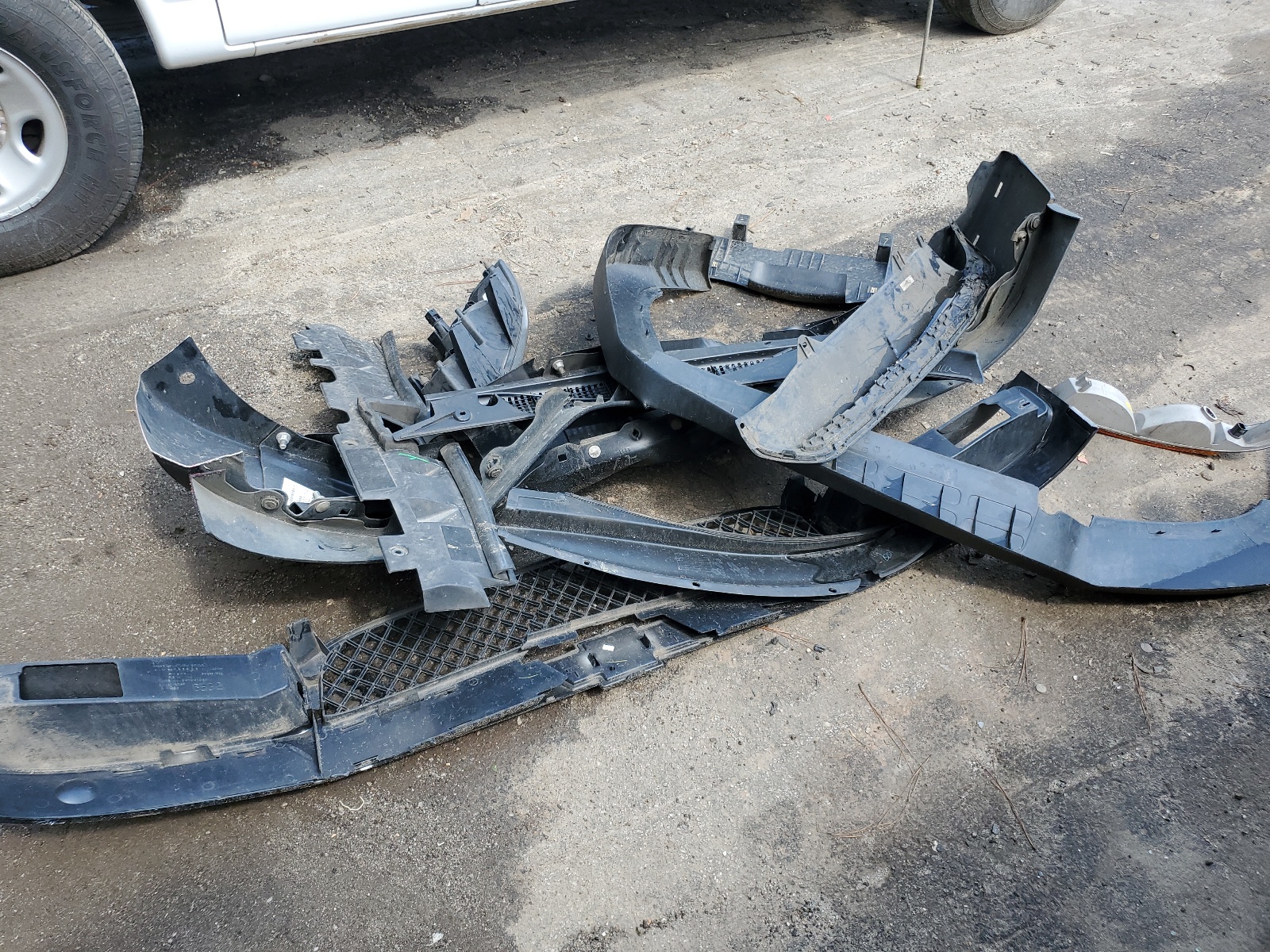 1GCWGAFG6L1253225 2020 Chevrolet Express G2500