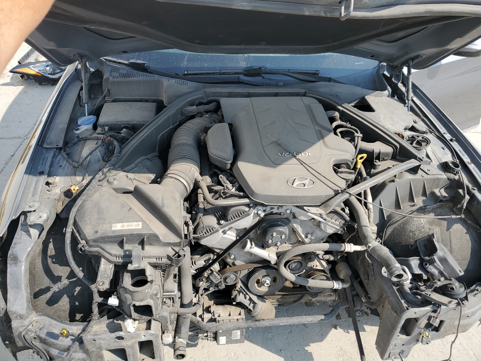 KMHGN4JE6FU086039 2015 Hyundai Genesis 3.8L