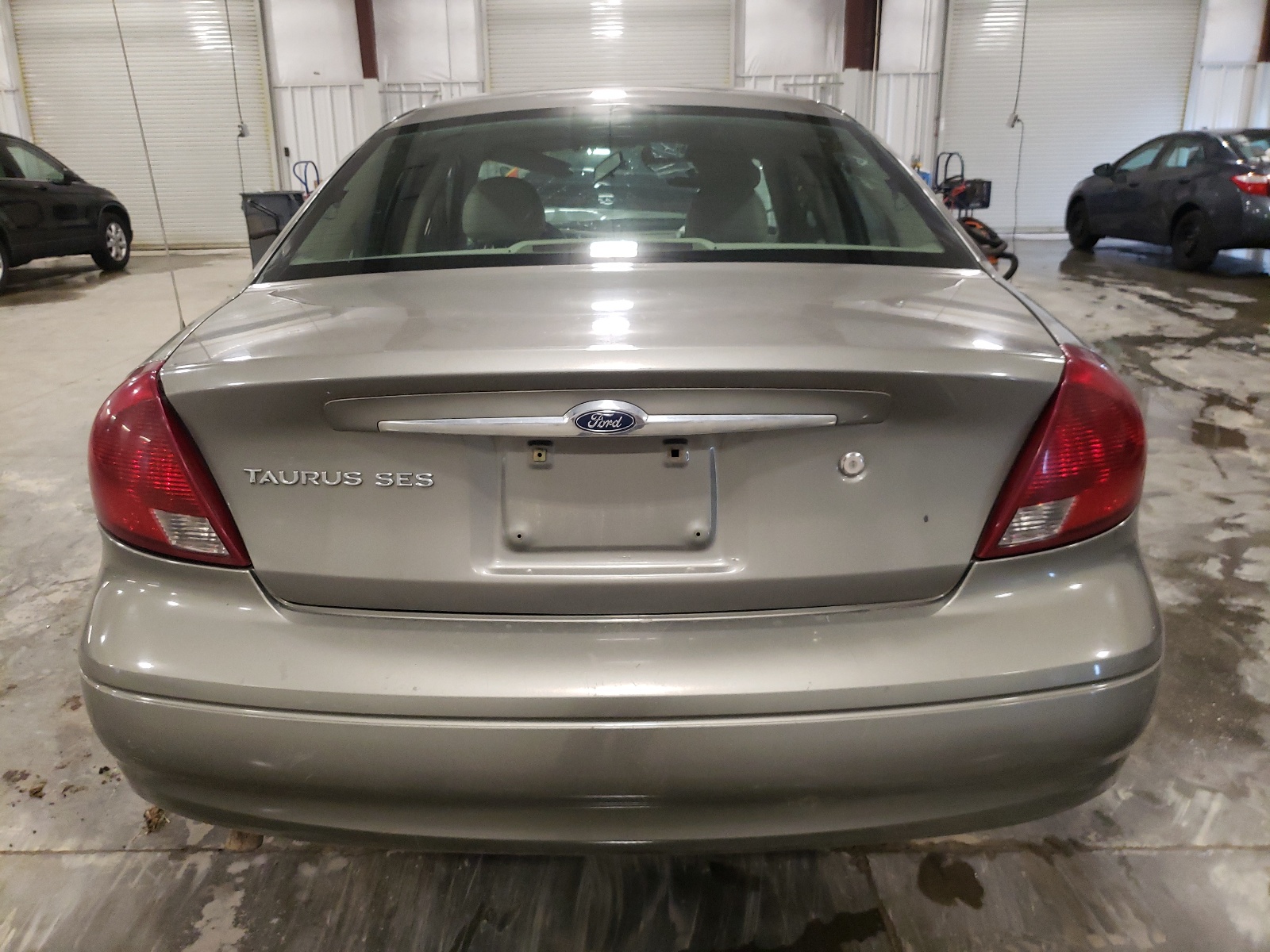 1FAFP55UX2G144251 2002 Ford Taurus Ses