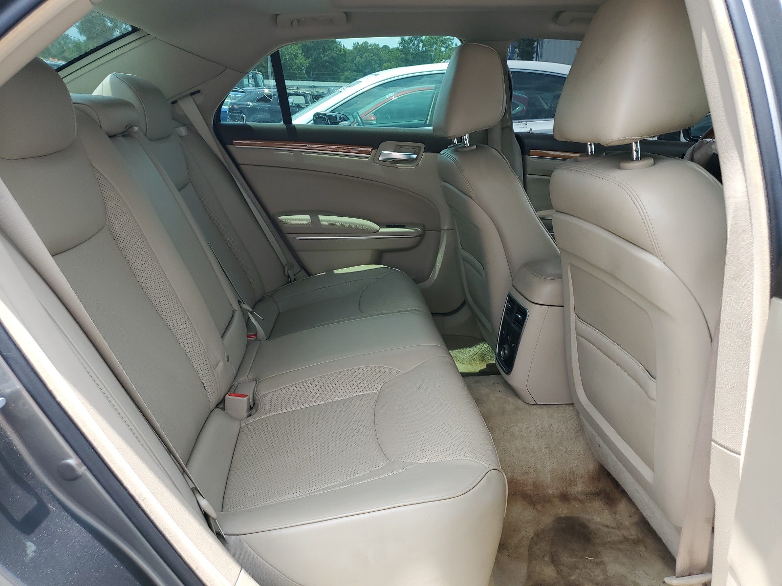 2C3CCAET8CH141173 2012 Chrysler 300C