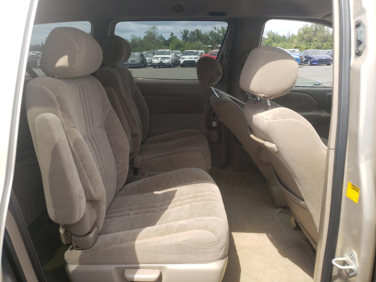 2001 Toyota Sienna Le VIN: 4T3ZF13C91U385430 Lot: 64051904