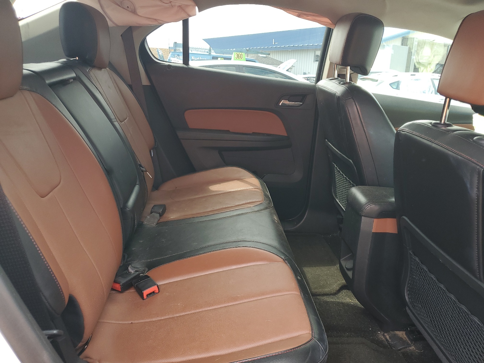 2GNFLGE35H6128032 2017 Chevrolet Equinox Premier