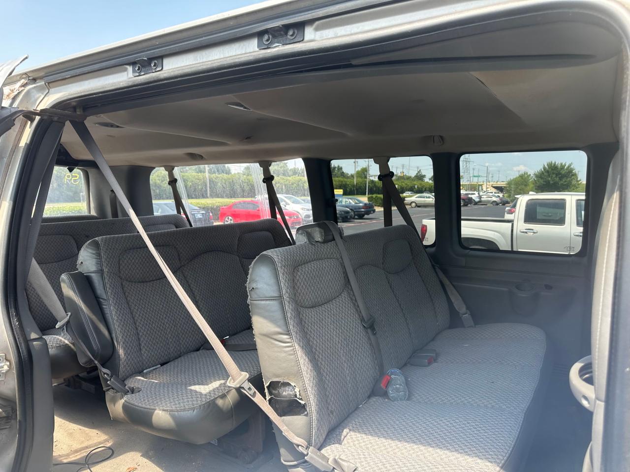 2005 Chevrolet Express G3500 VIN: 1GAHG39UX51154635 Lot: 64621244