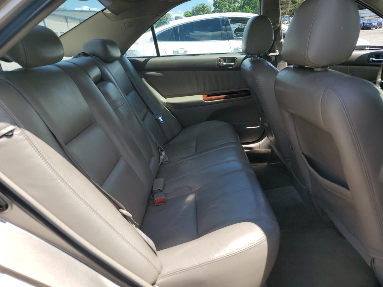 2003 Toyota Camry Le VIN: 4T1BE30K23U256842 Lot: 61615344