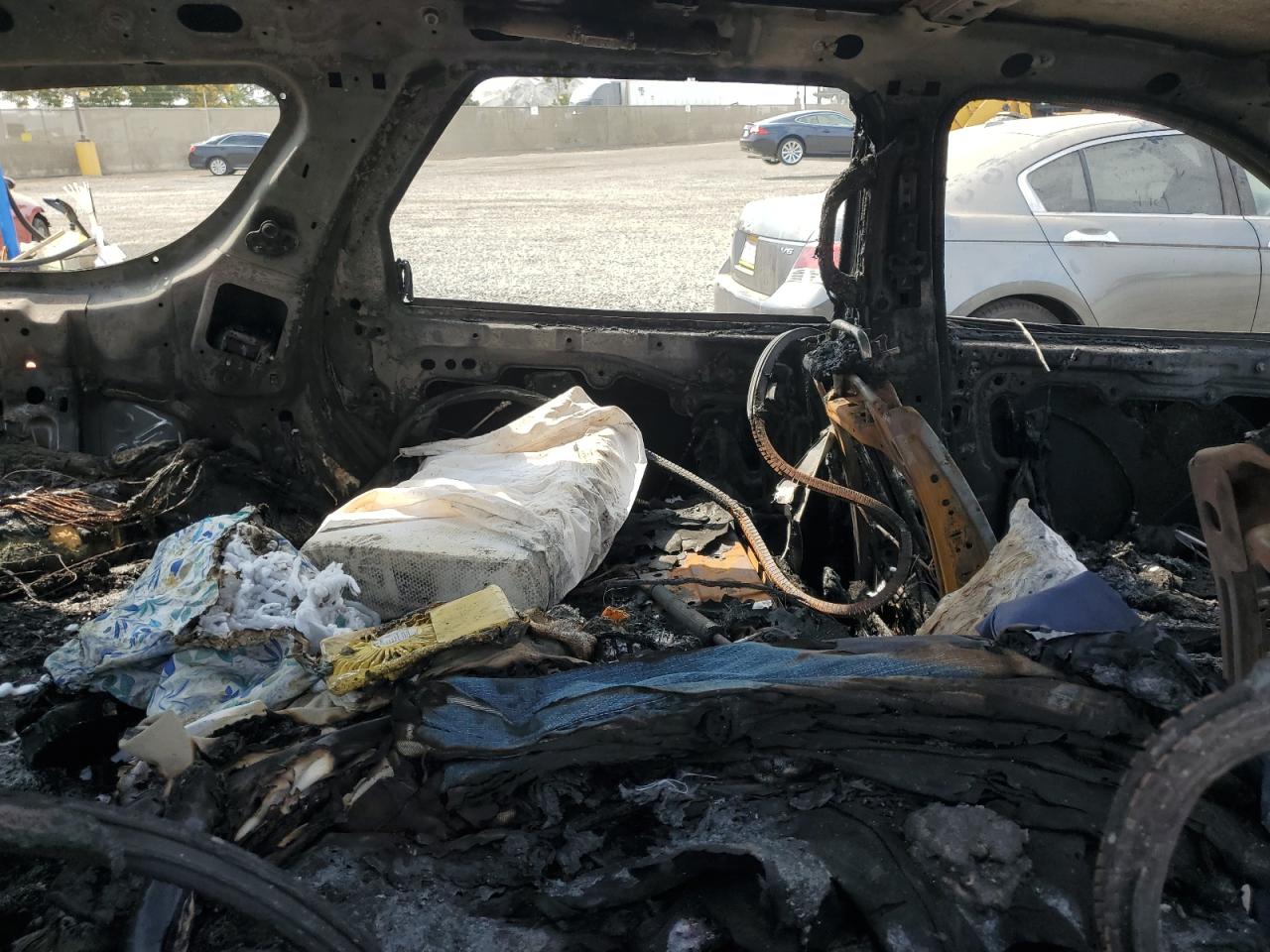 2013 Dodge Durango Crew VIN: 1C4RDHDG0DC677734 Lot: 62349264