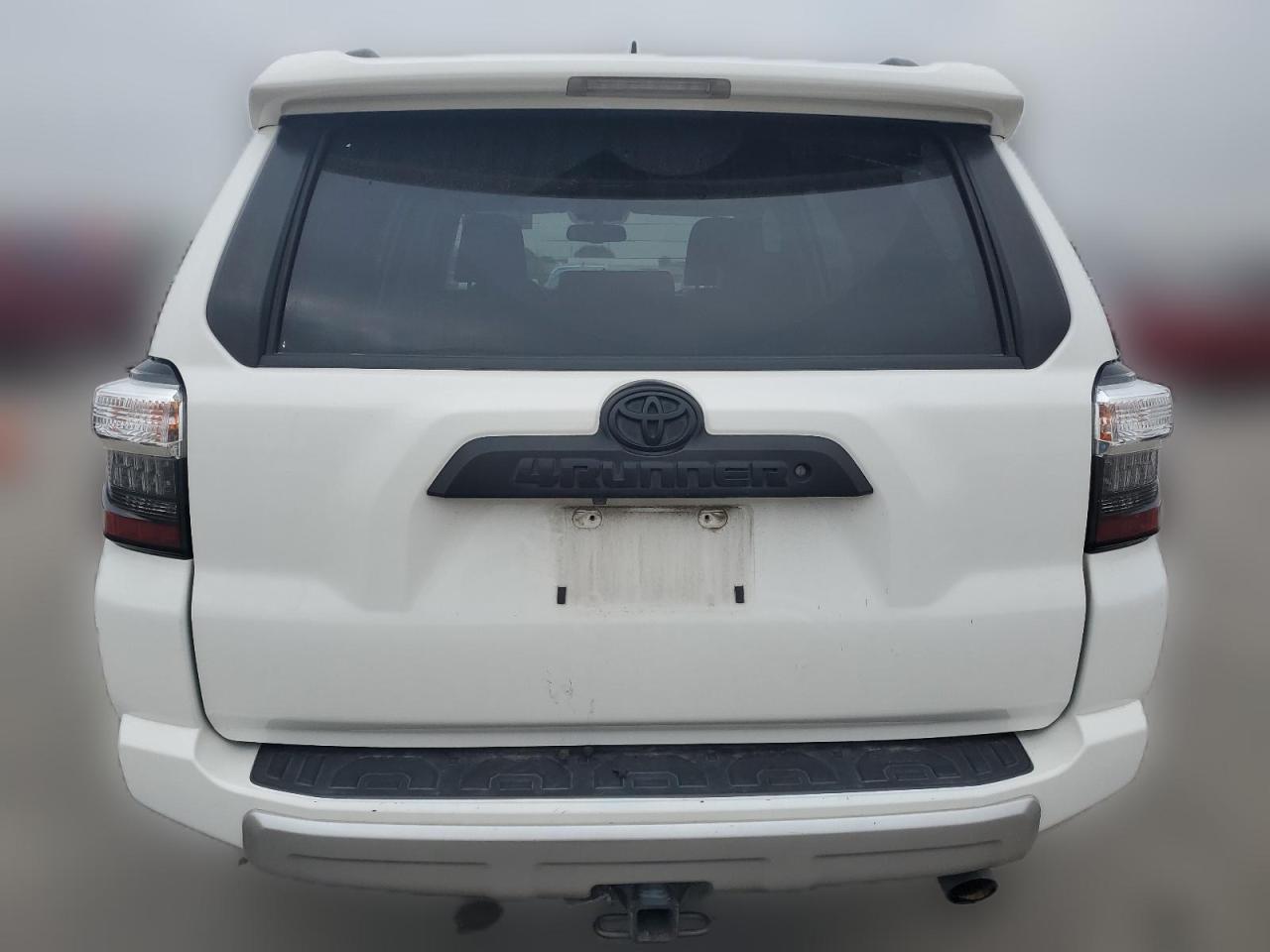 2018 Toyota 4Runner Sr5/Sr5 Premium VIN: JTEBU5JR9J5523041 Lot: 64046604