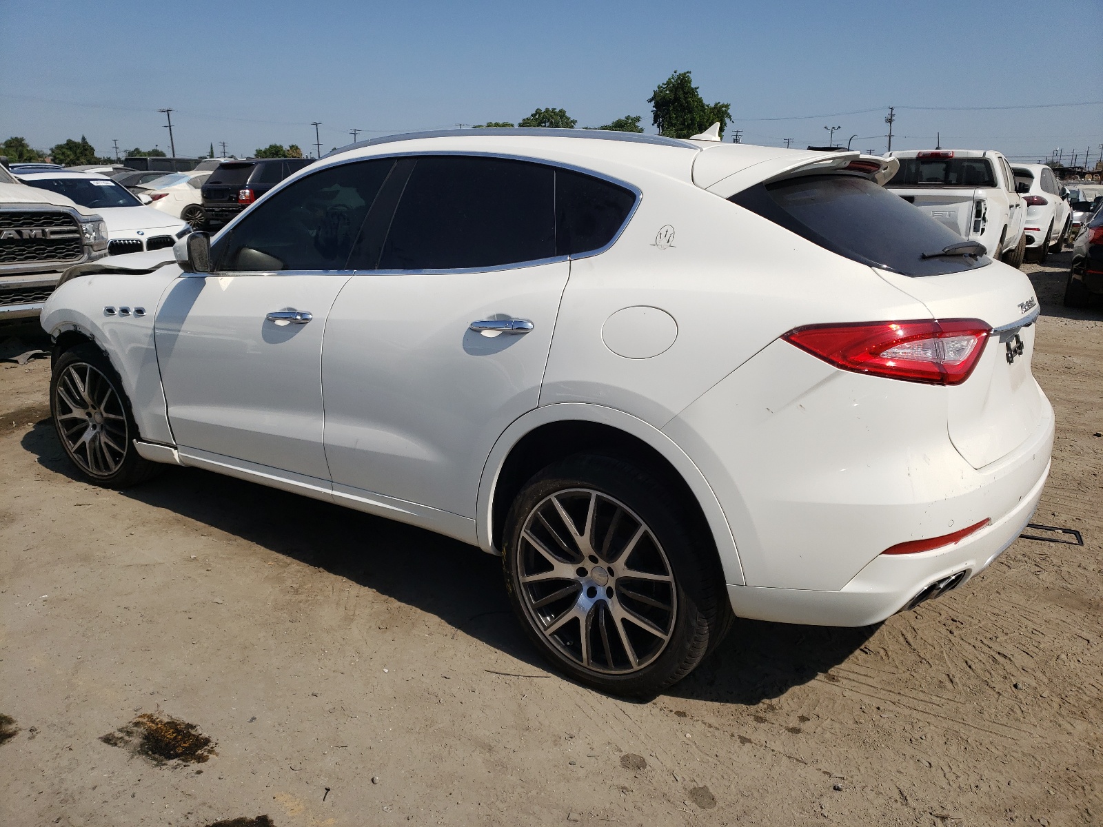 2017 Maserati Levante S Sport vin: ZN661YUS3HX224978