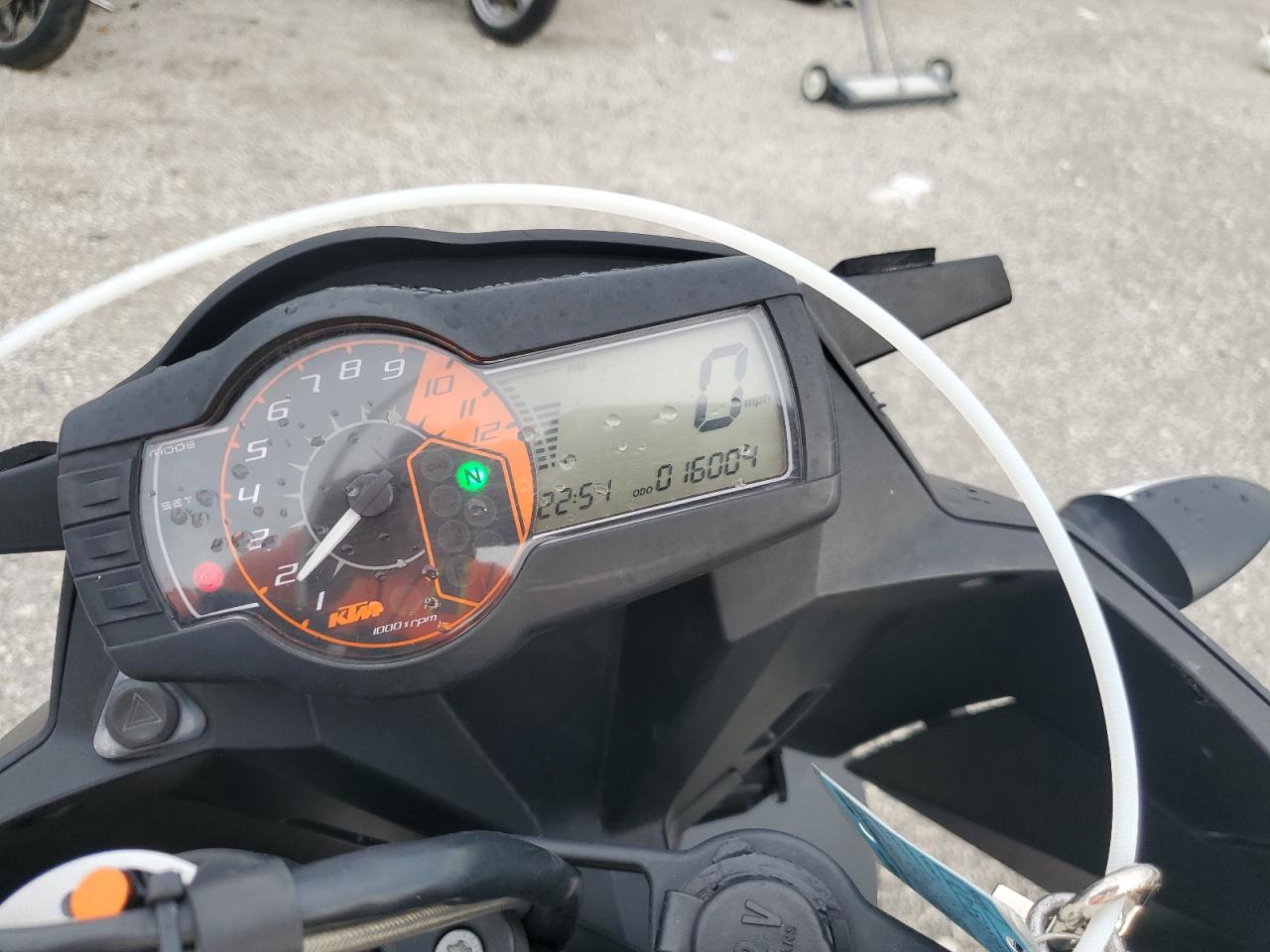 2012 Ktm 990 Supermoto VIN: VBKVS9408CM989353 Lot: 64397094