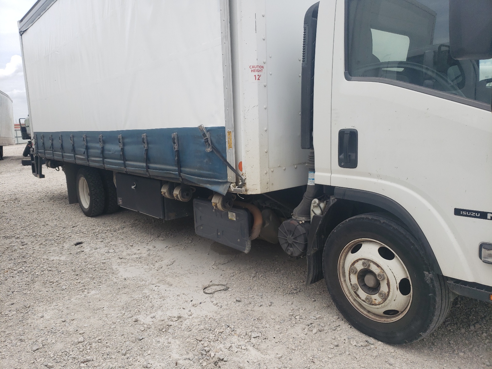 JALE5W169H7302076 2017 Isuzu Nrr