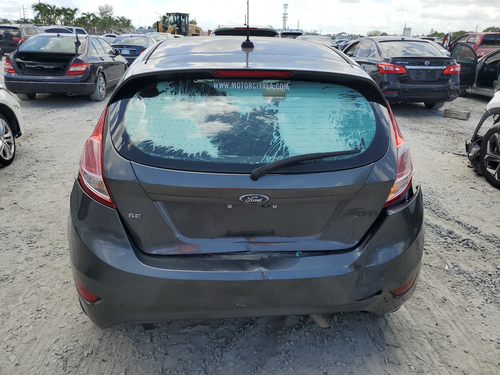 2018 Ford Fiesta Se vin: 3FADP4EJ1JM145249