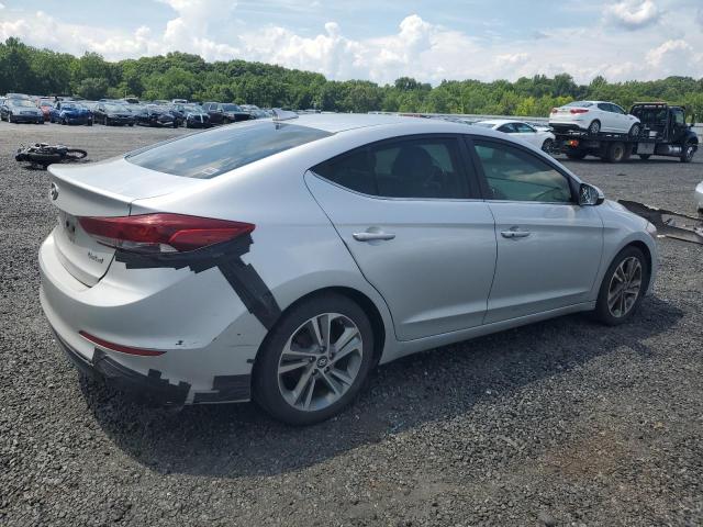  HYUNDAI ELANTRA 2018 Srebrny