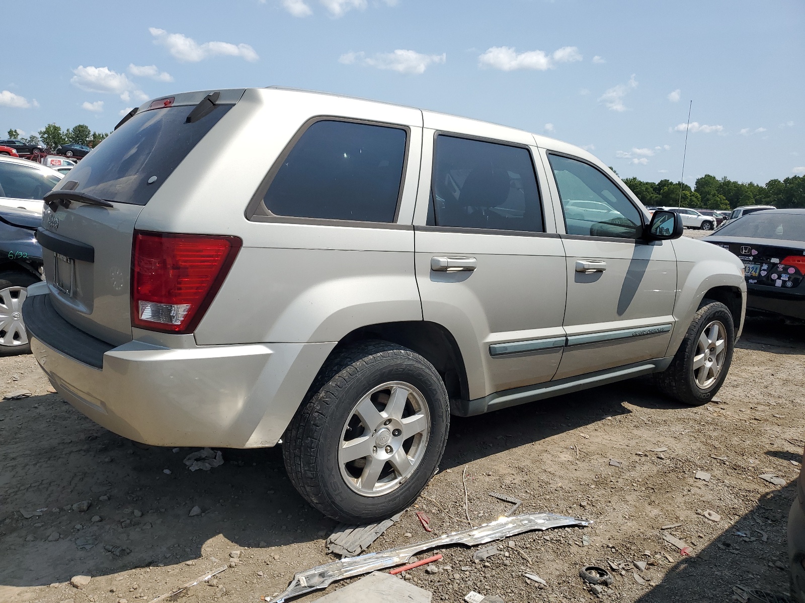 1J8GR48K98C136423 2008 Jeep Grand Cherokee Laredo