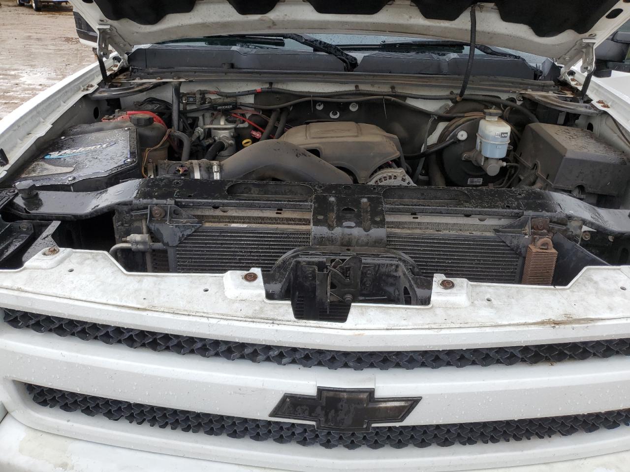 2008 Chevrolet Silverado - Image 13