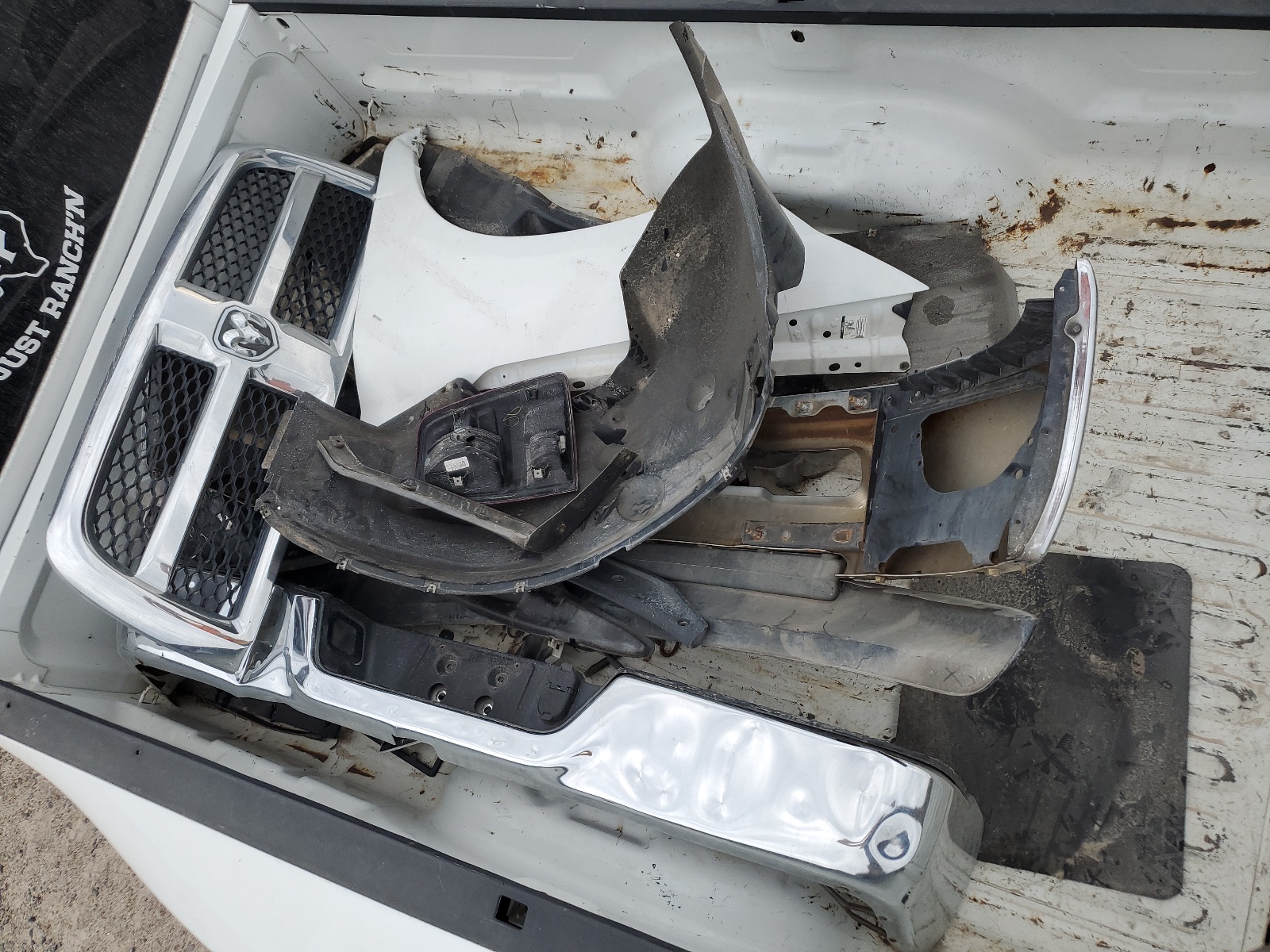 3C63RRGL0DG600887 2013 Ram 3500 St