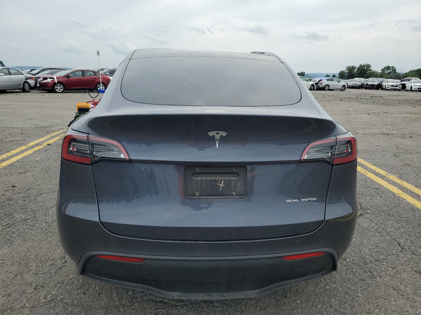 7SAYGDEE9NF448453 2022 Tesla Model Y