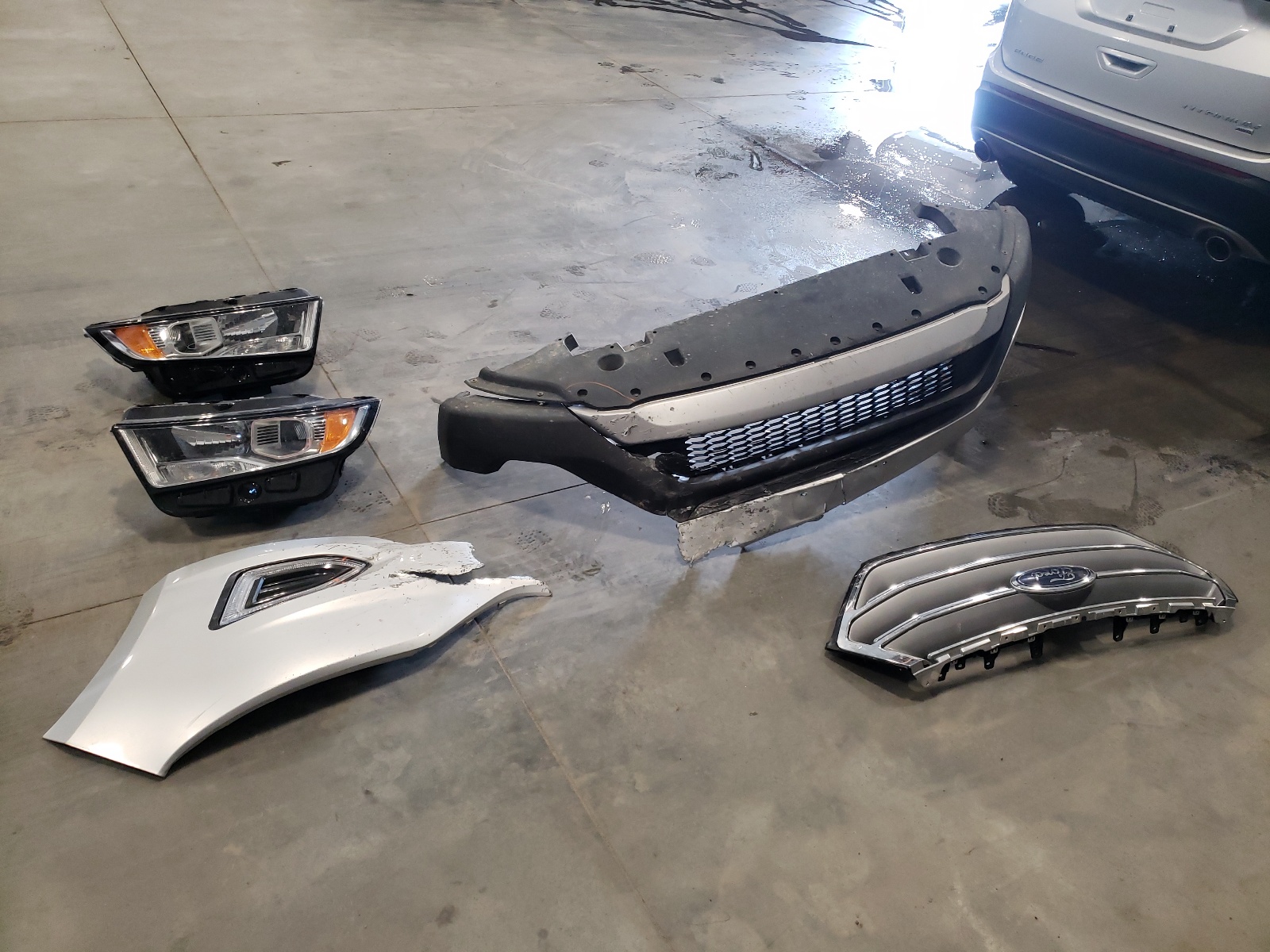 2FMPK4K83JBC01745 2018 Ford Edge Titanium