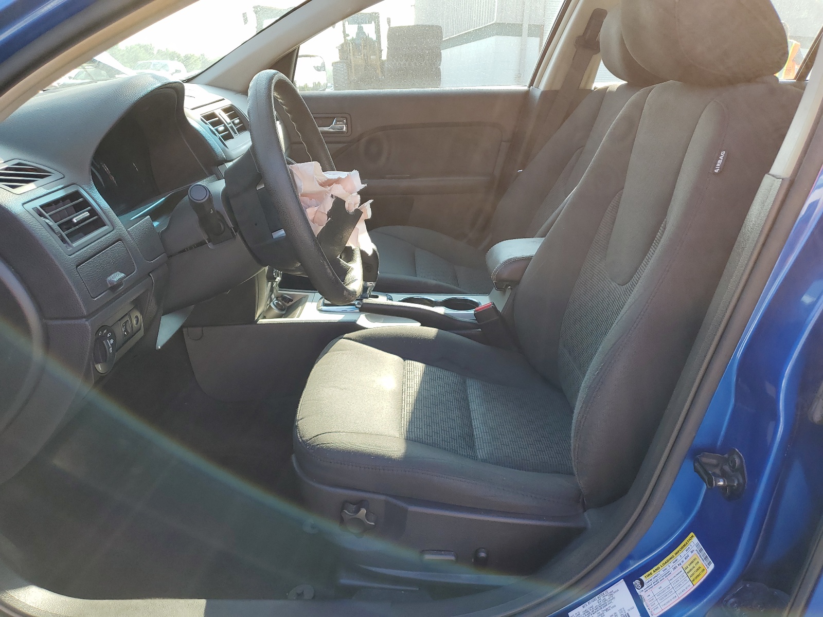 3FAHP0HA4BR143439 2011 Ford Fusion Se