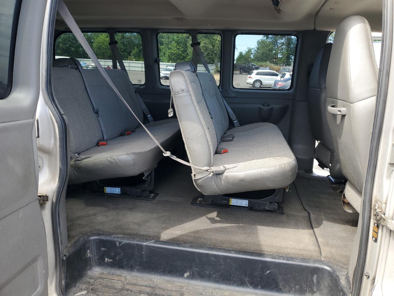 2008 Chevrolet Express G1500 VIN: 1GNFH154481131045 Lot: 63323494