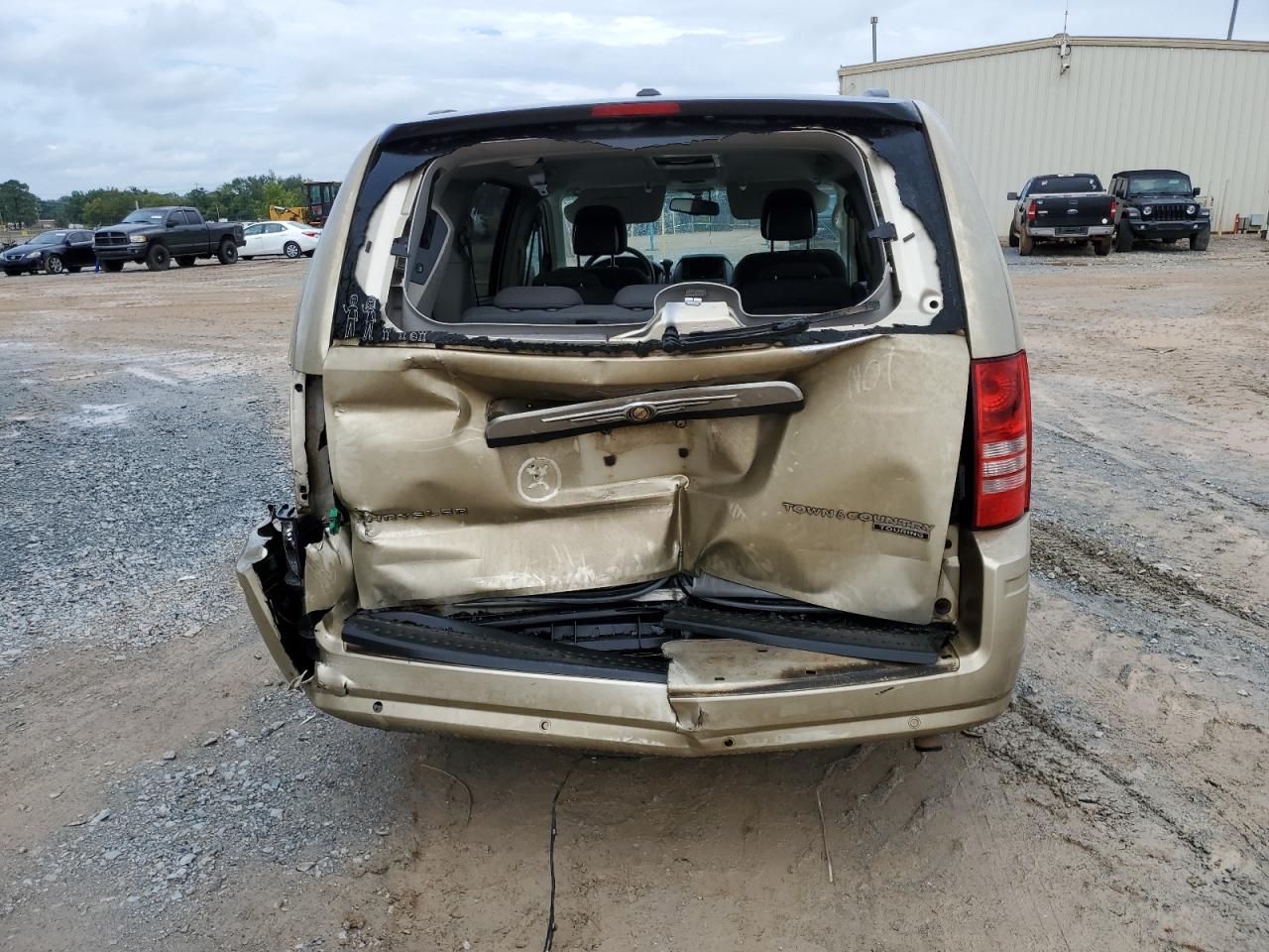 2010 Chrysler Town & Country Touring VIN: 2A4RR5D19AR449191 Lot: 64084984