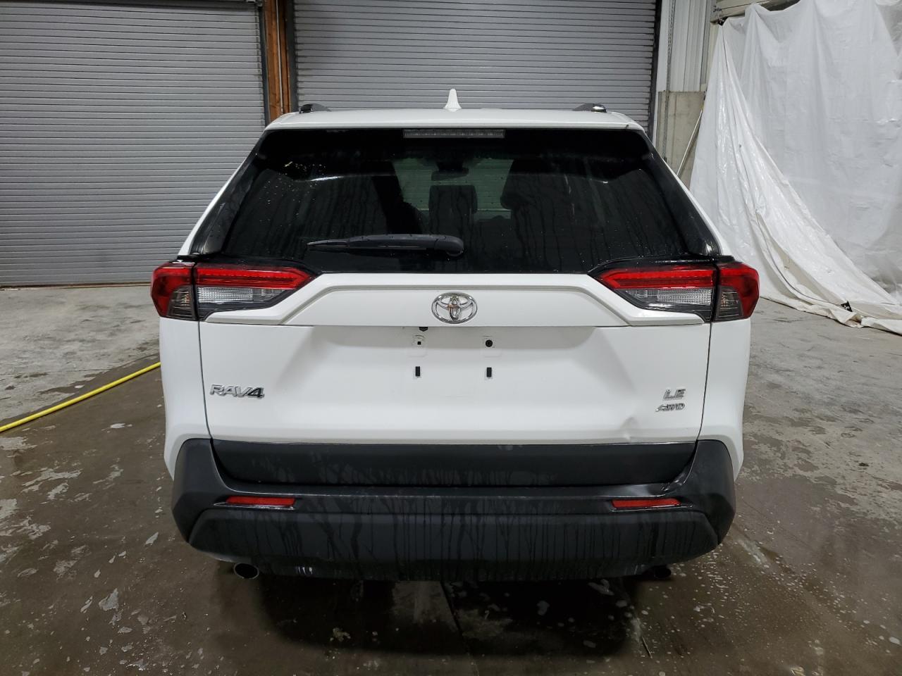 2020 Toyota Rav4 Le VIN: JTMF1RFV4LD058074 Lot: 65237344