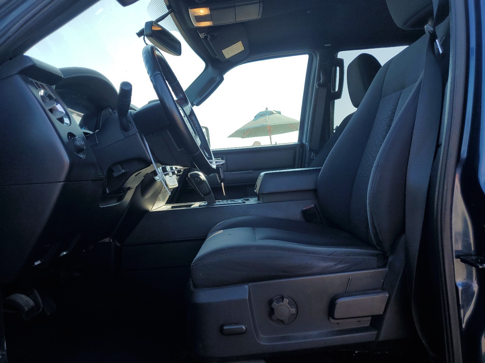 1FMJU1GT3GEF50817 2016 Ford Expedition Xl