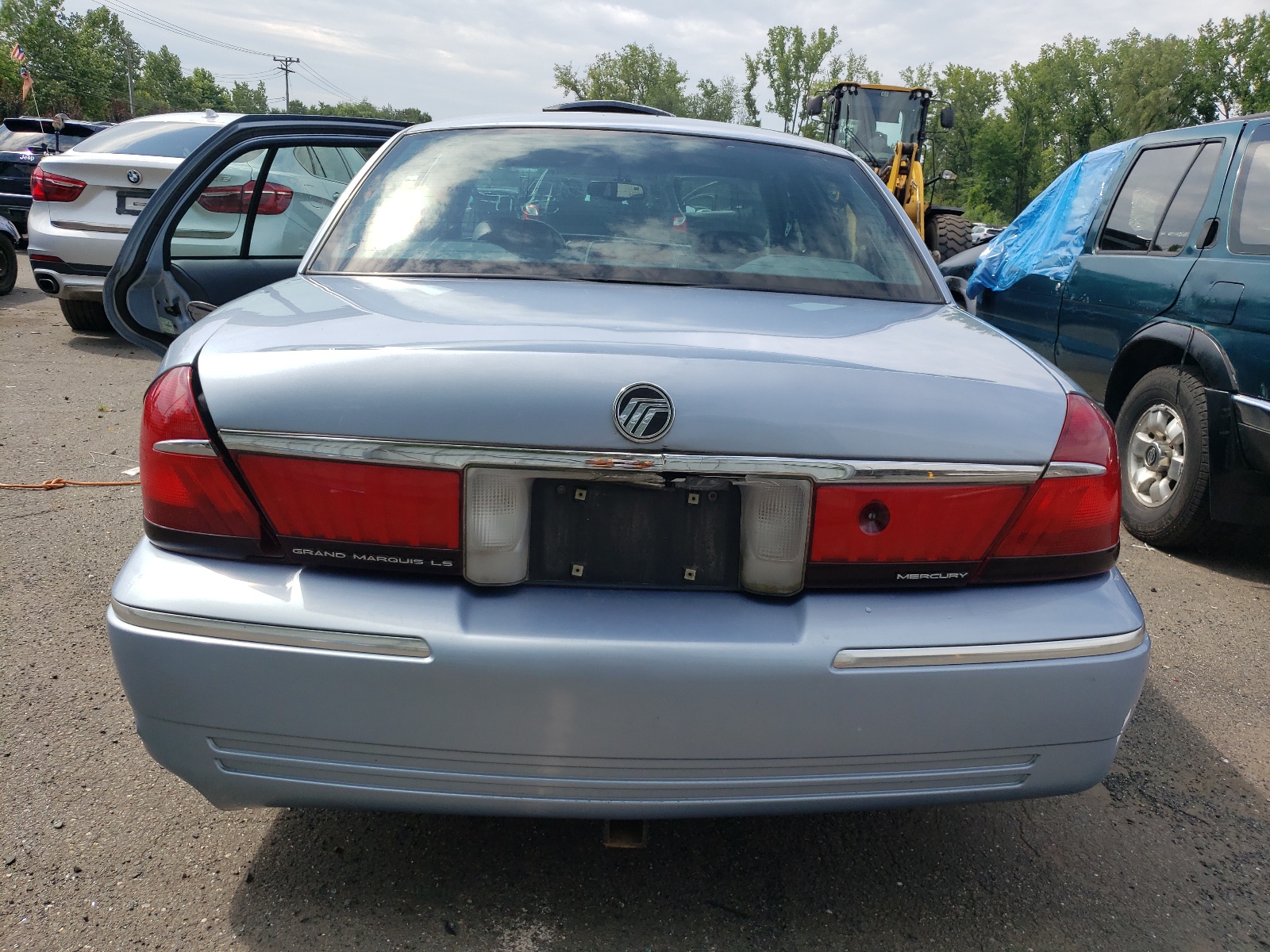 2MEFM75W6WX635916 1998 Mercury Grand Marquis Ls