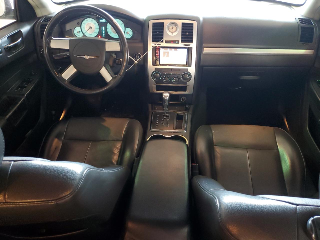 2010 Chrysler 300 Touring VIN: 2C3CA5CV4AH250017 Lot: 64094174