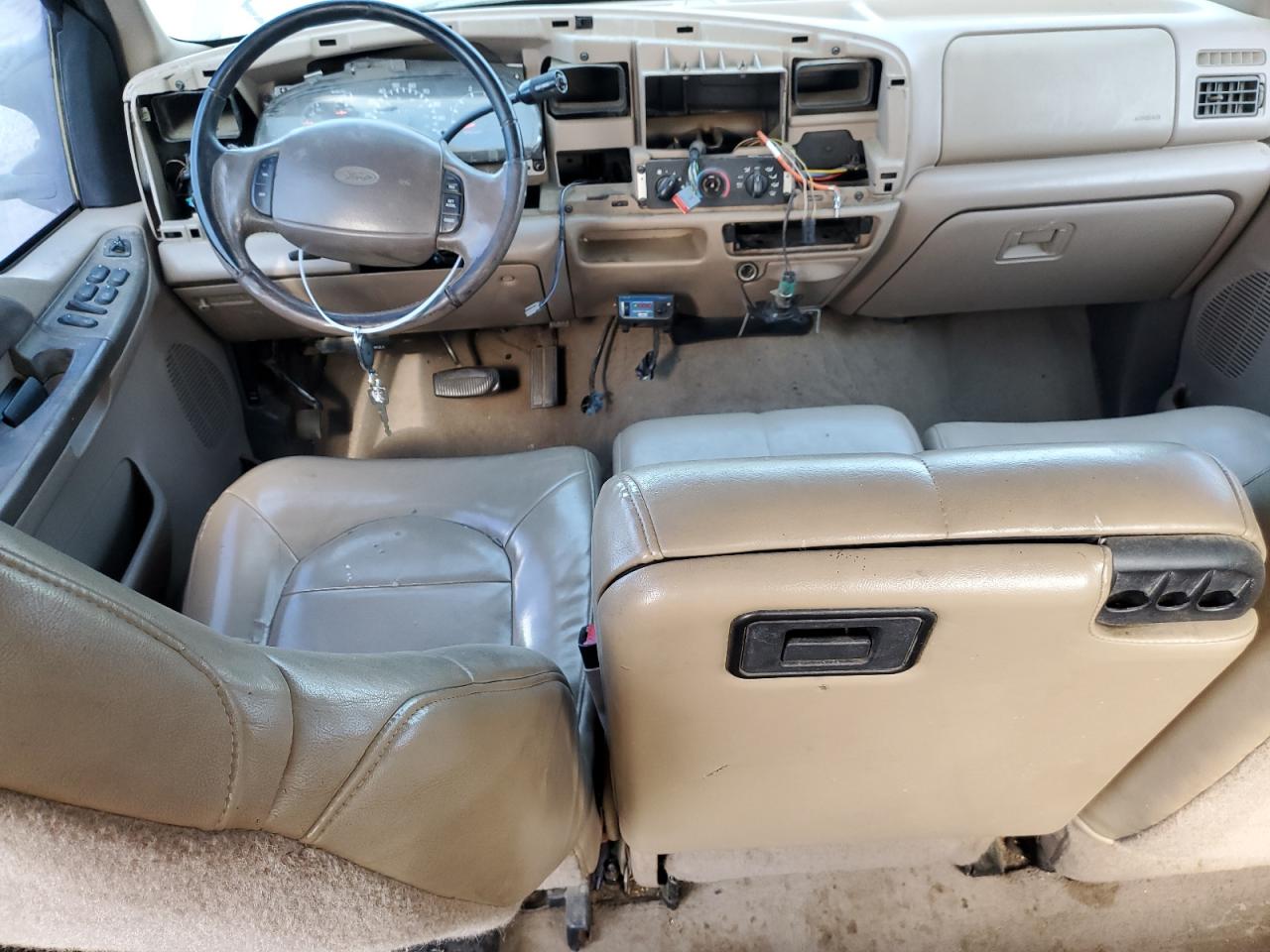 1999 Ford F350 Super Duty VIN: 1FTWW33F2XEE88357 Lot: 63145914