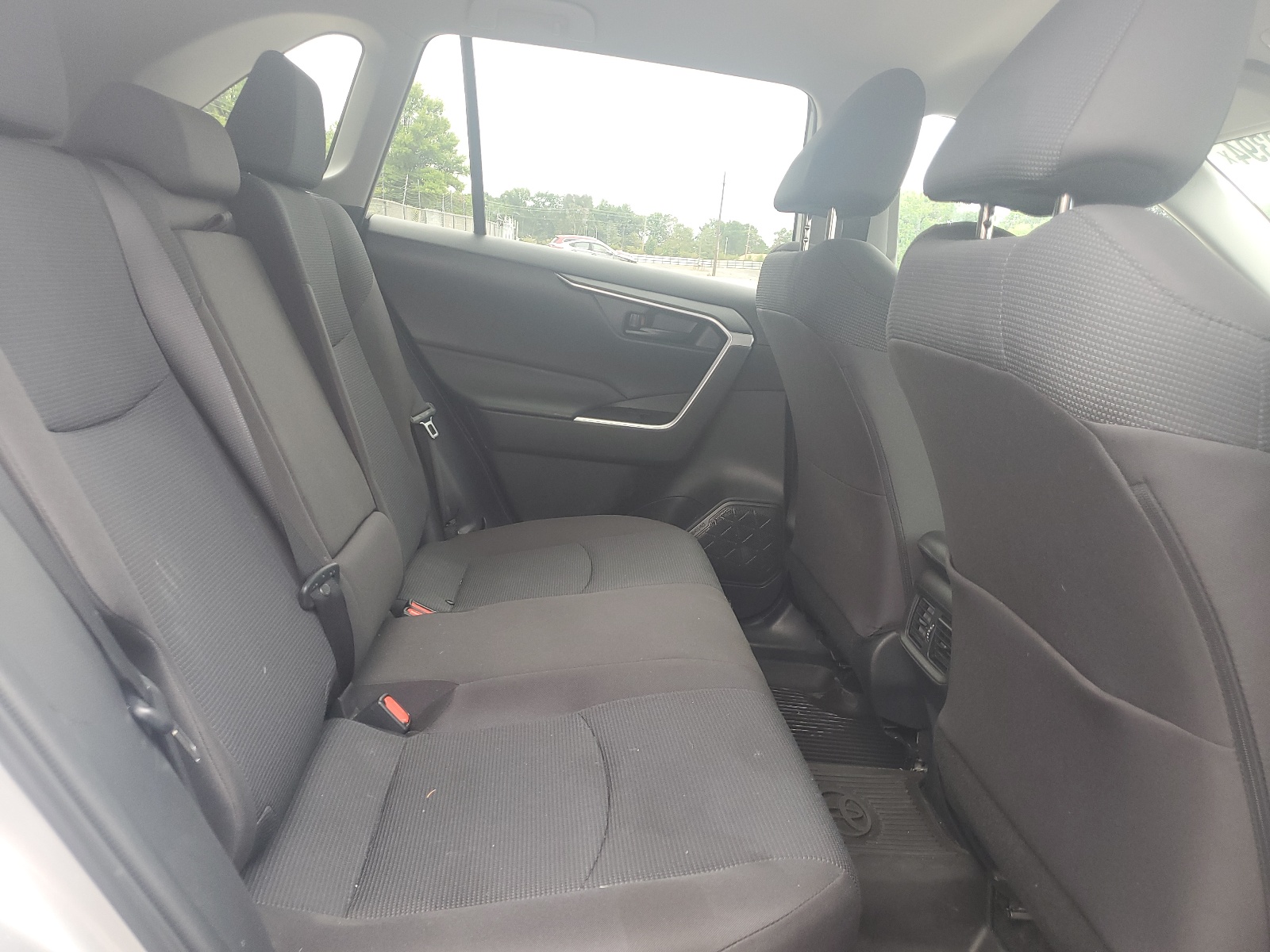 2T3G1RFV1NW287029 2022 Toyota Rav4 Le