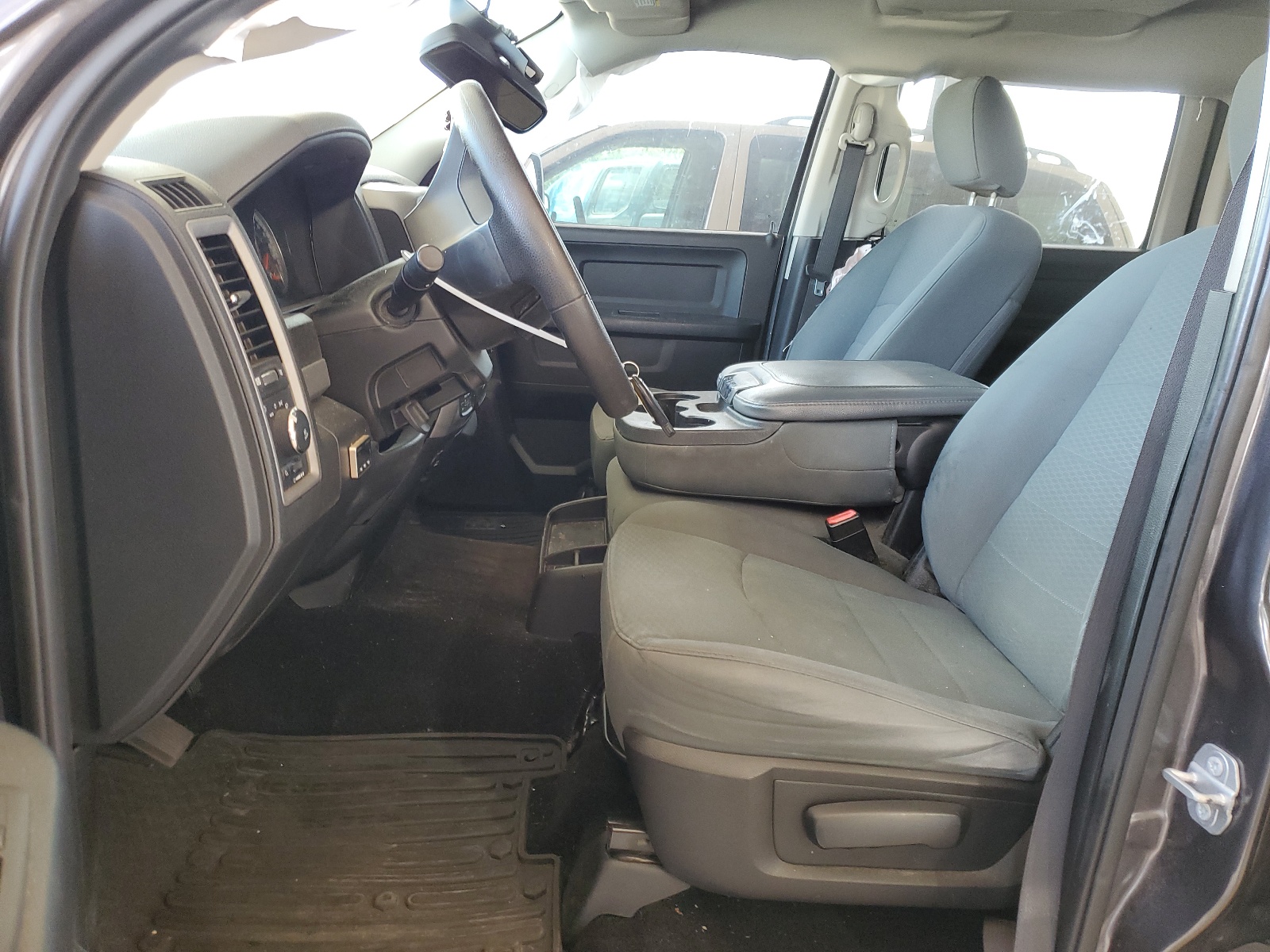 1C6RR7KG2HS548654 2017 Ram 1500 St