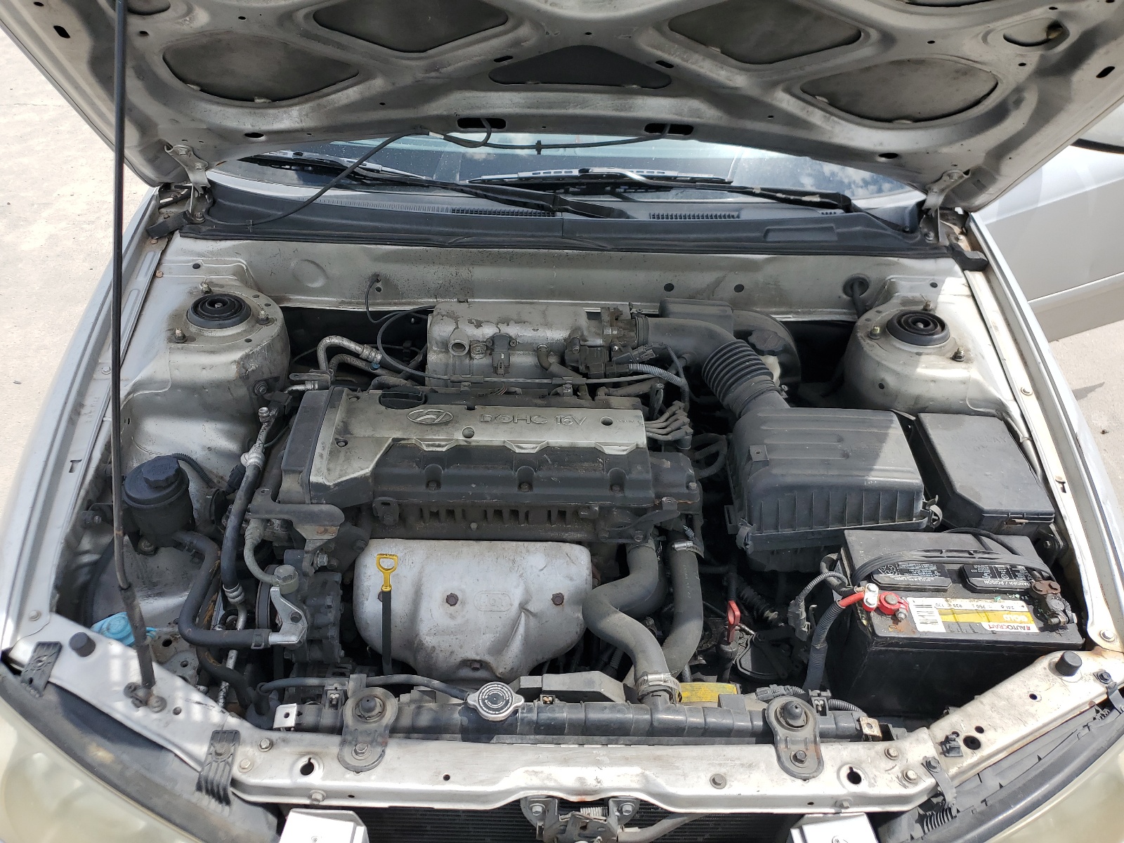 KMHDN45D22U405273 2002 Hyundai Elantra Gls