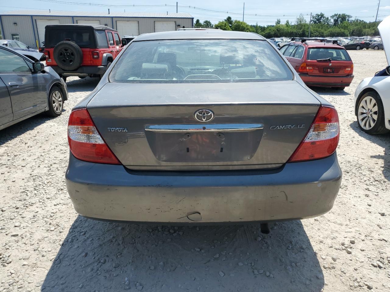 2003 Toyota Camry Le VIN: 4T1BE32K23U738918 Lot: 61702104