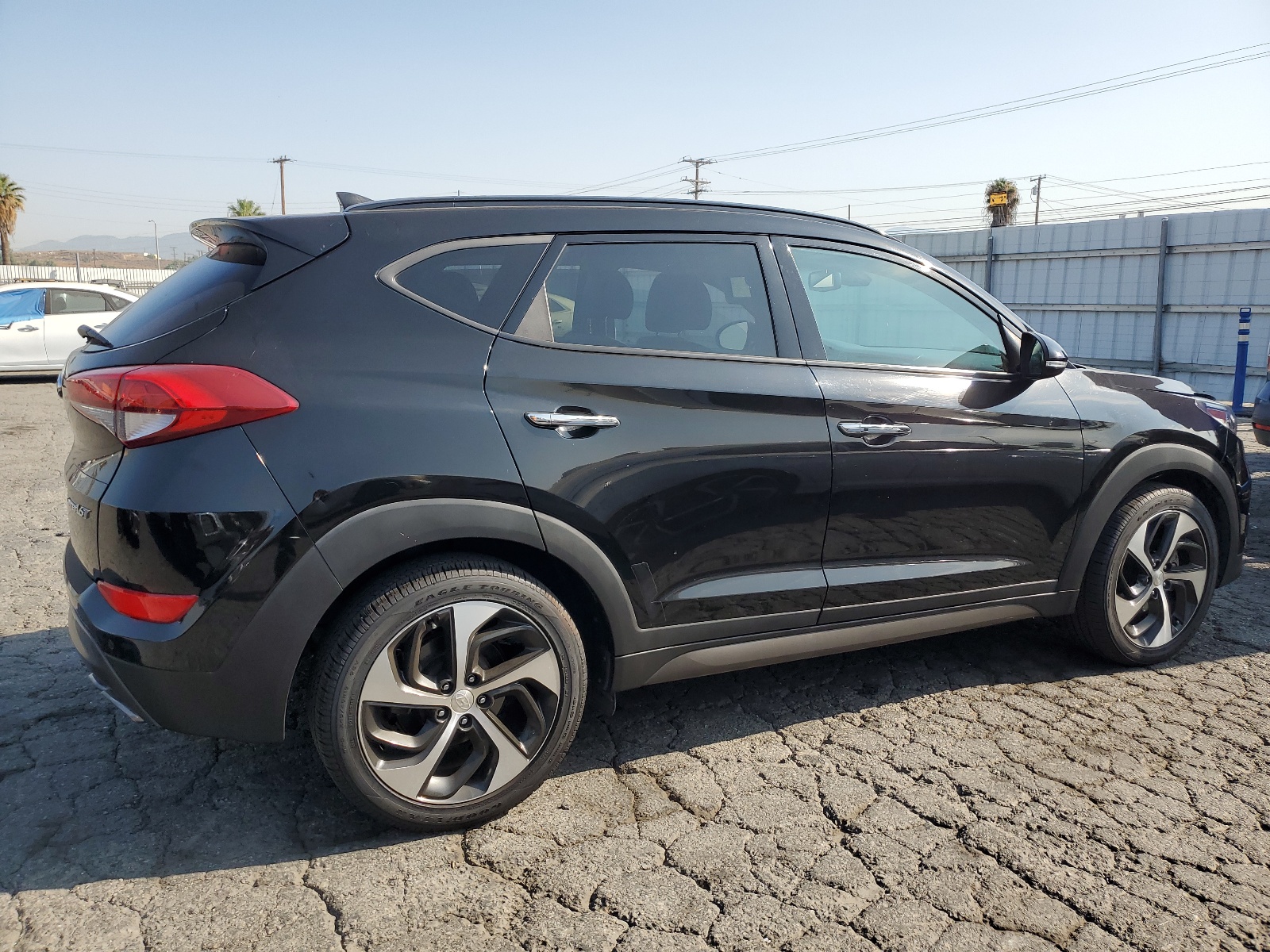 2016 Hyundai Tucson Limited vin: KM8J33A20GU123535